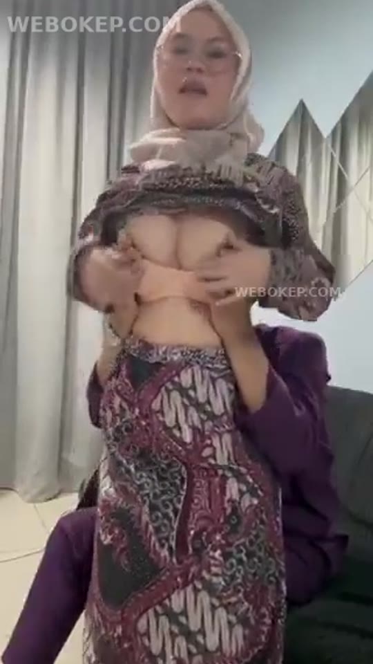 "Pulang kondangan langsung di ajak ngeos sama suami"